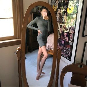 Forever 21 Green Fitted Long Sleeve Dress